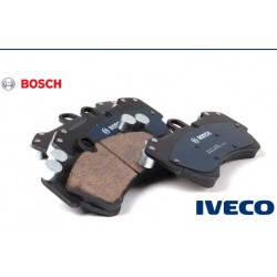 JEU DE 4 PLAQUETTES DE FREIN AVANT BOSCH : 0986424240